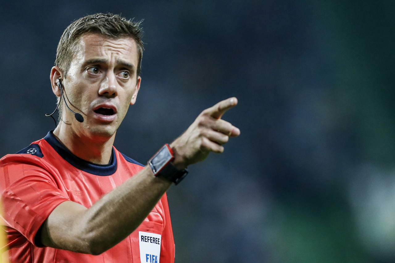 熊猫体育官方网站-这次如何？蒂尔潘执法巴萨战绩2胜1平2负，马竞战绩3胜3平2负